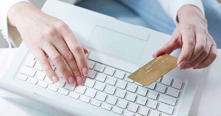 How a Line of Credit Differs from a Credit Card